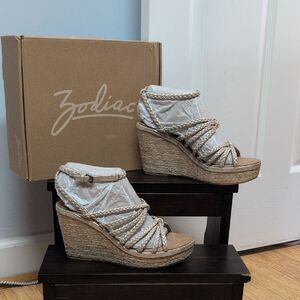 Zodiac Shana Cream Gold Flecked Braided Strap Knot Wedge Espadrilles Size 11 NEW